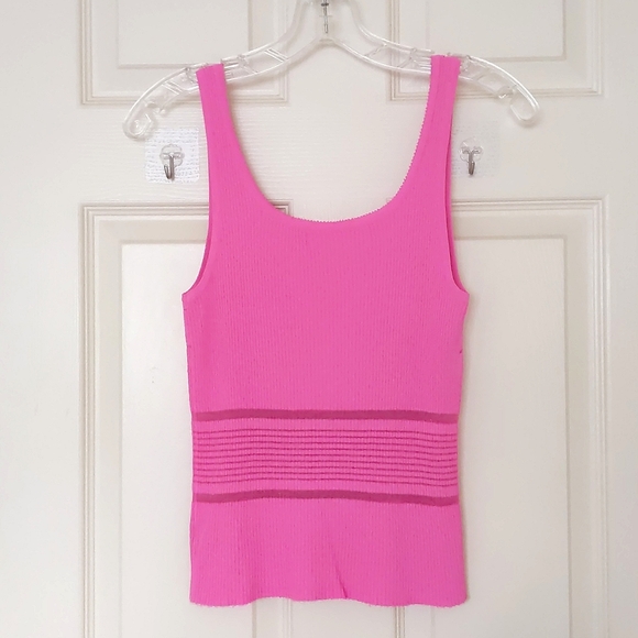 Cotton Blended Lightweight and Stretchable Two pieces Top Set w/multi patterns. - Picture 4 of 6